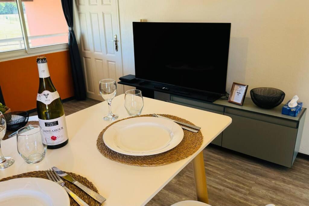 T2 Le Cosy, Au Coeur De Montjoly, Parking, Clim Lejlighed Remire-Montjoly Eksteriør billede